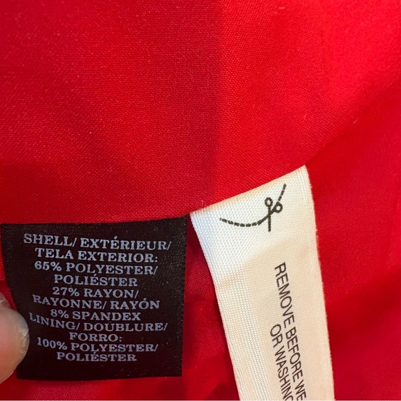 Ann Taylor Red Blazer, Size 6 - Picture 9 of 13
